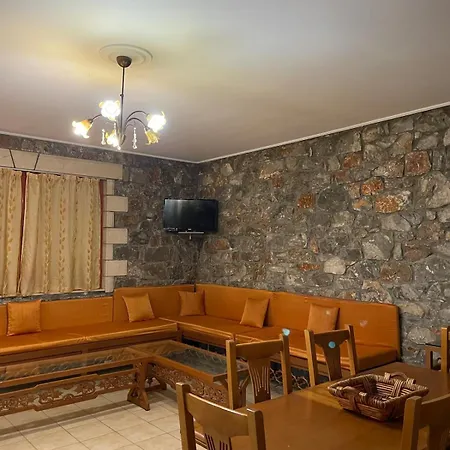 Nyaraló Poliana Kotronion (West Mani)