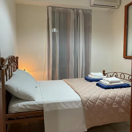 Poliana Kotronion (West Mani)