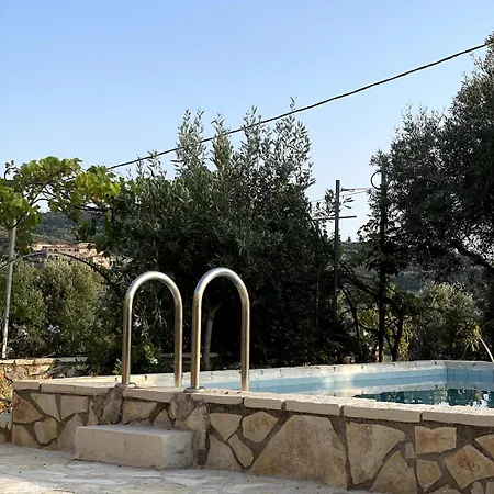 Poliana * Kotronion (West Mani)