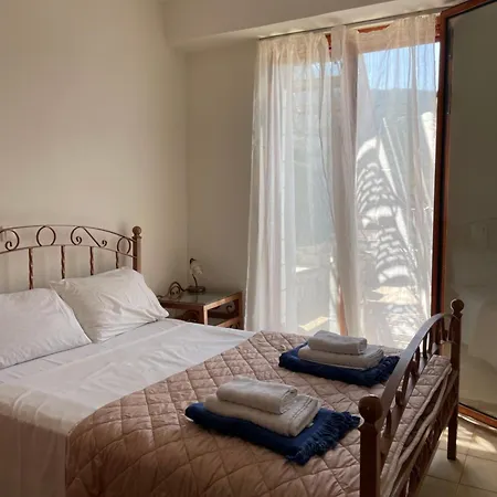 Poliana Kotronion (West Mani)